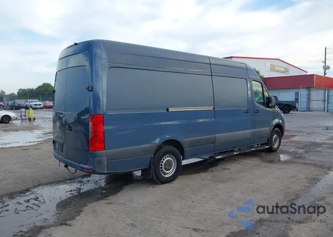 2019 Mercedes-Benz Sprinter 2500 High Roof V6 z USA, uszkodzony, nr VIN WD4PF1CD0KP152555